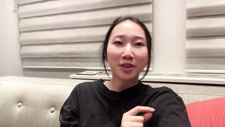【69堂午夜视频】骚逼女友展示自己的肥穴直接摁倒疯狂抽插