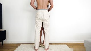 【69堂午夜视频】留学生与男友的激情后入